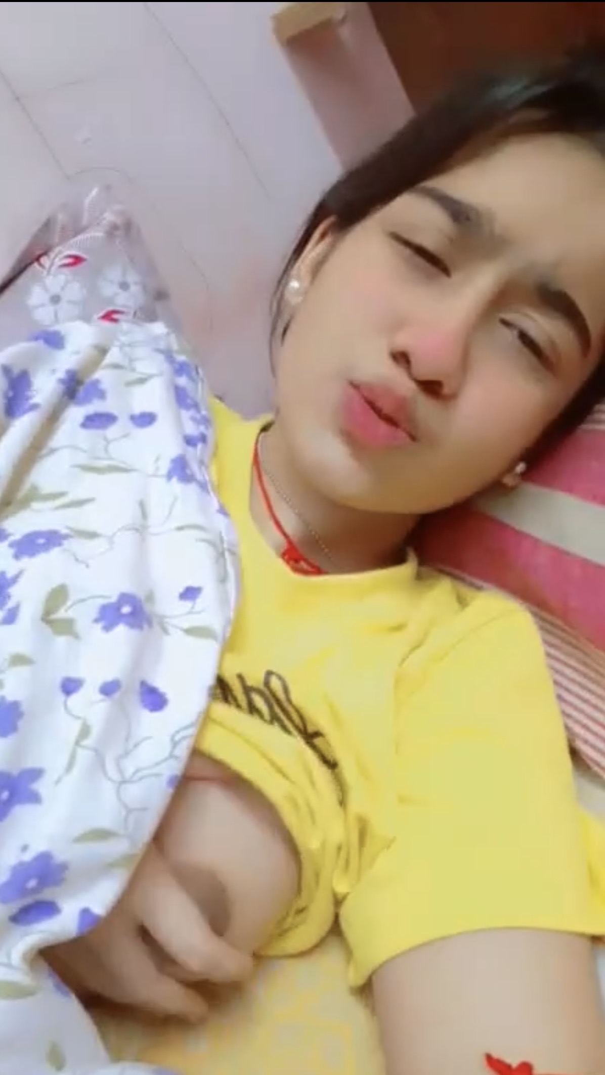 Cute little viral